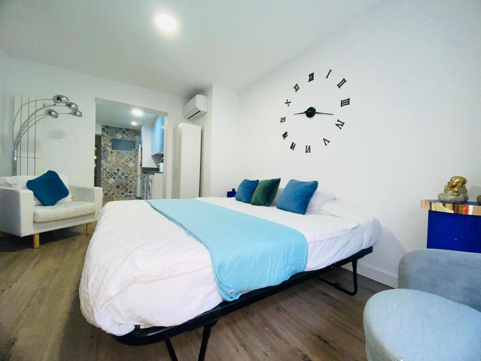 Apartamento Delux Ll Madrid Kültér fotó
